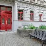 Apart With 3 Bedroom For Family
