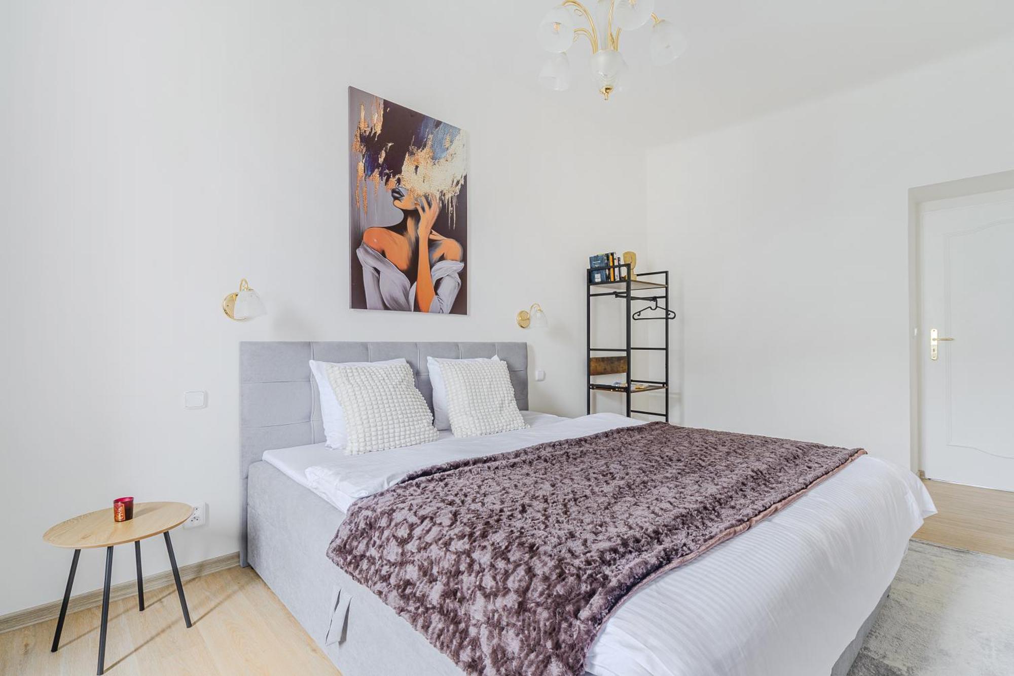 Apartment With 3 Bedroom For Family *